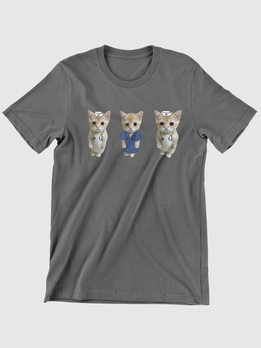 El Gato Nurse Graphic T-shirt