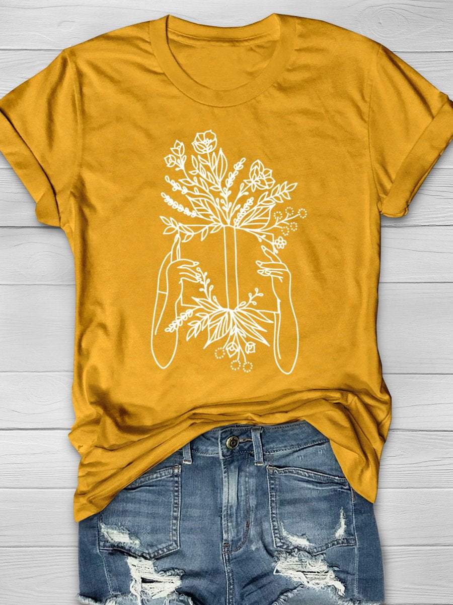 Girl Who Loves To Read Books Print Graphic T-shirts