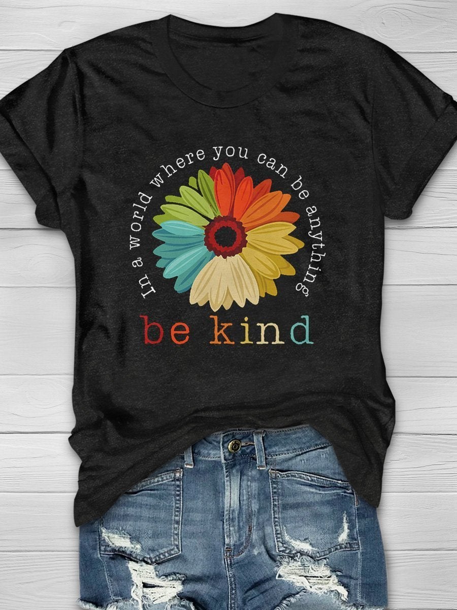 Be Kind Print Graphic T-shirts