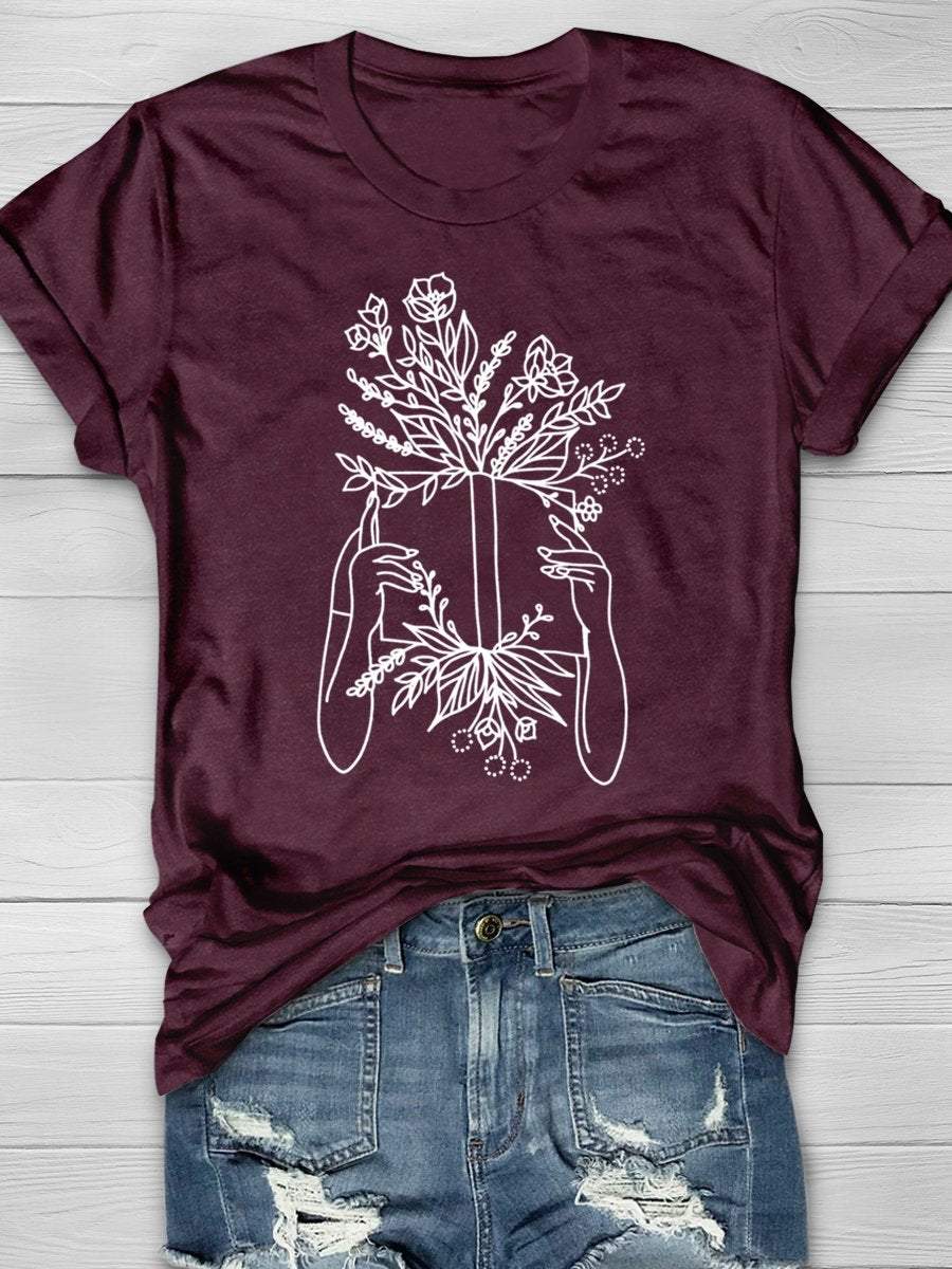 Girl Who Loves To Read Books Print Graphic T-shirts